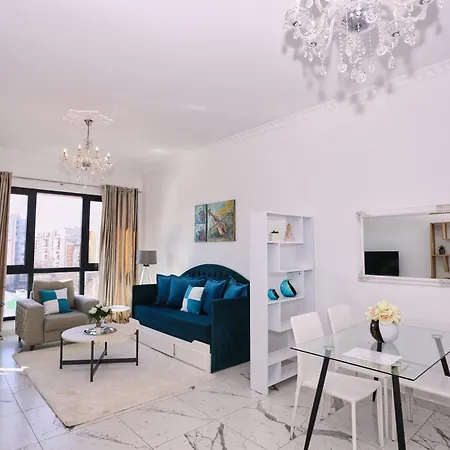 Luxury Square 21,